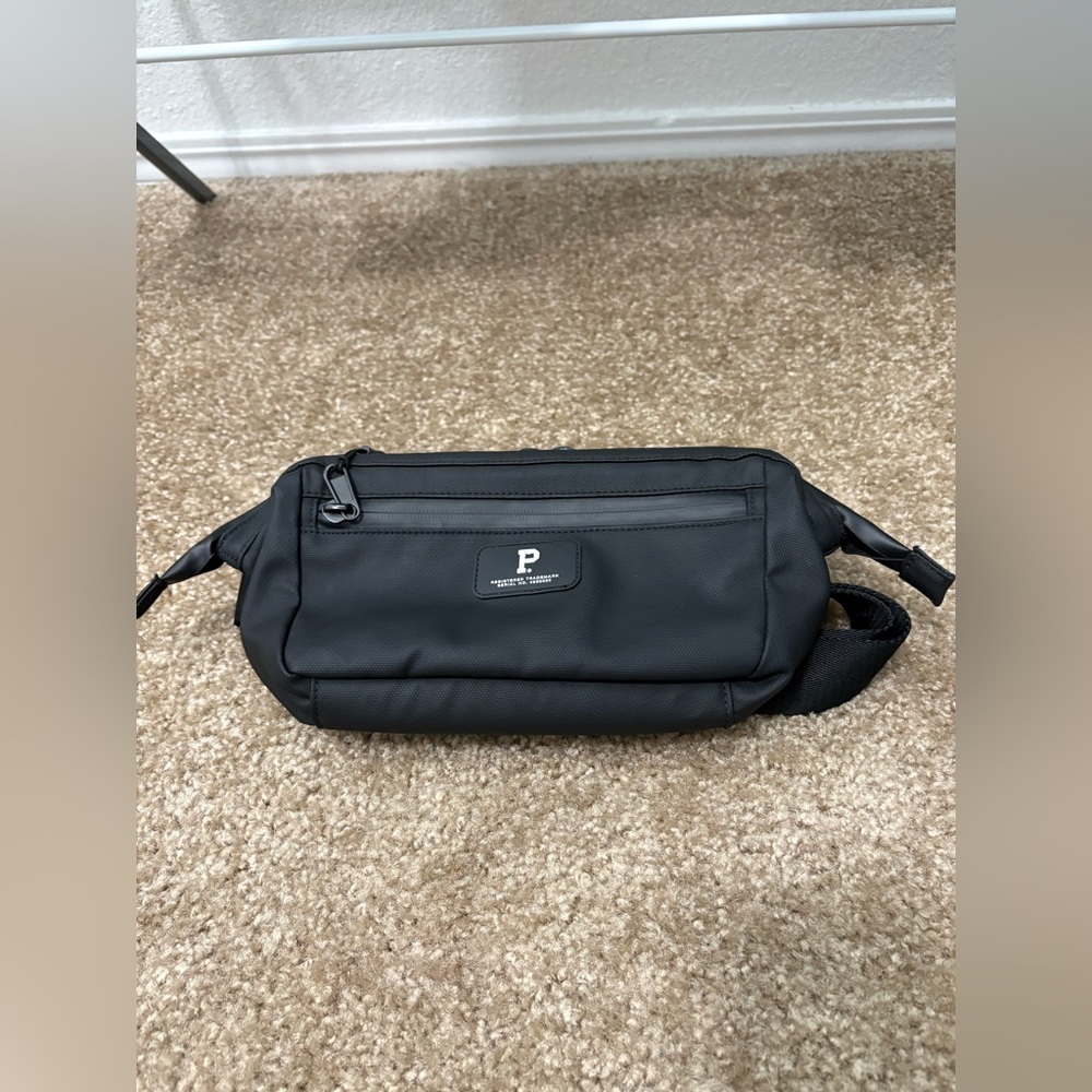 Portland Gear Cascade Crossbody - Black